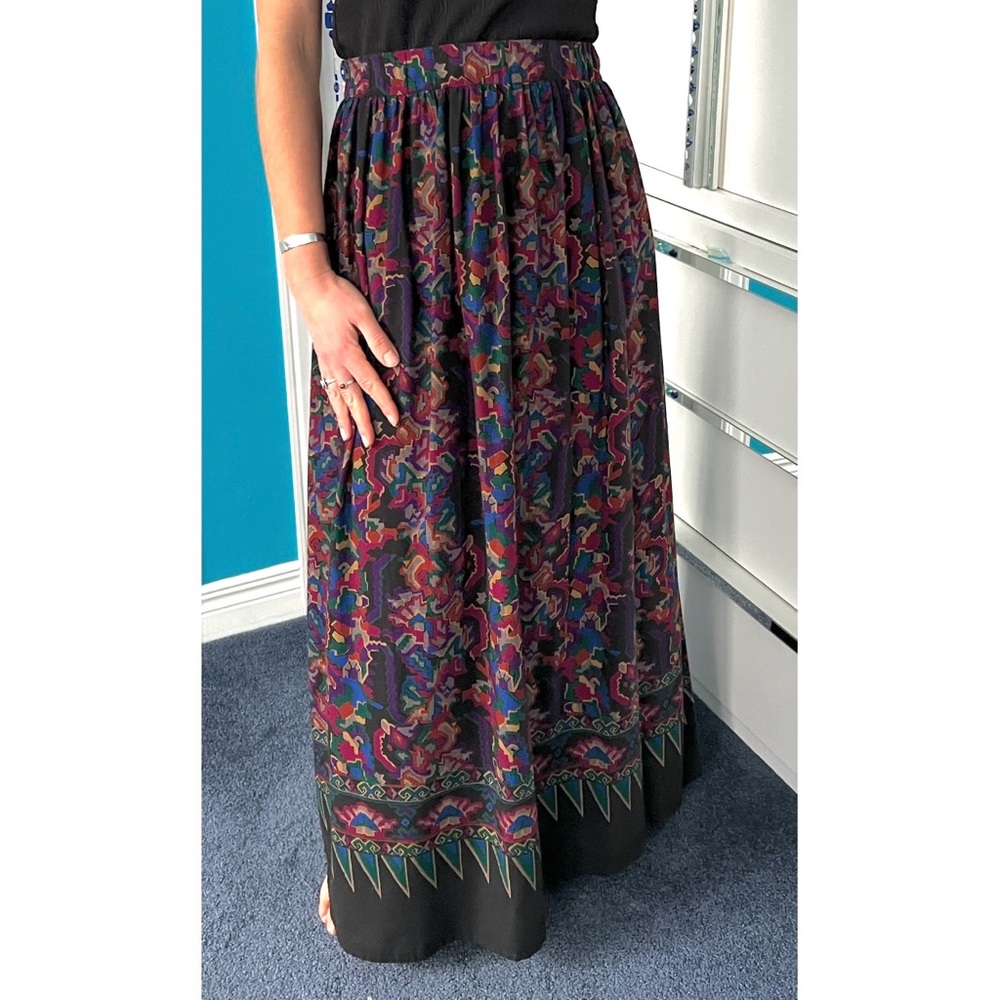 Vintage 90s Abstract Art Maxi Skirt – Custom Made, Multicoloured-gathered A-line - Picture 11 of 16